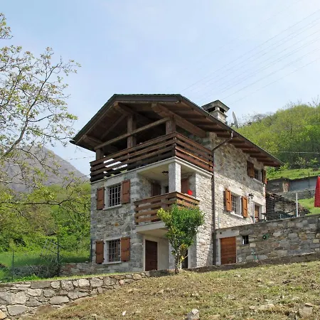Locazione Turistica Casa Shiloe بيت للعطل Verceia